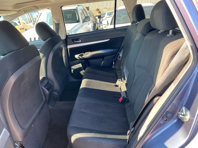 2014 Subaru Outback 2.5i Premium photo 17