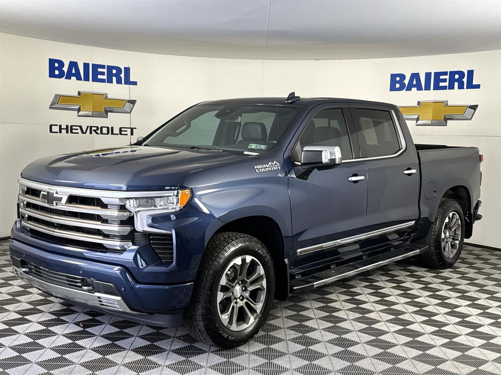 2022 Chevrolet Silverado 1500 High Country's photo