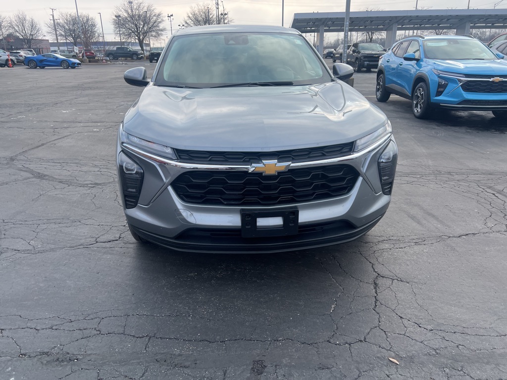 2024 CHEVROLET TRAX - Image 5