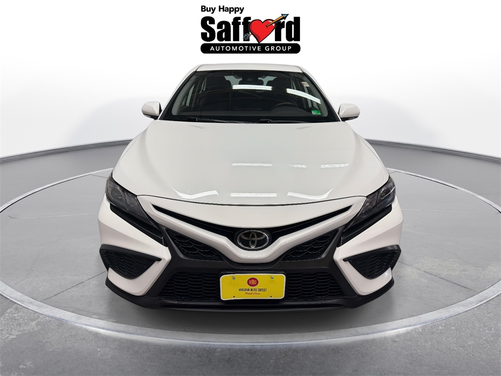 2023 Toyota Camry SE photo 10