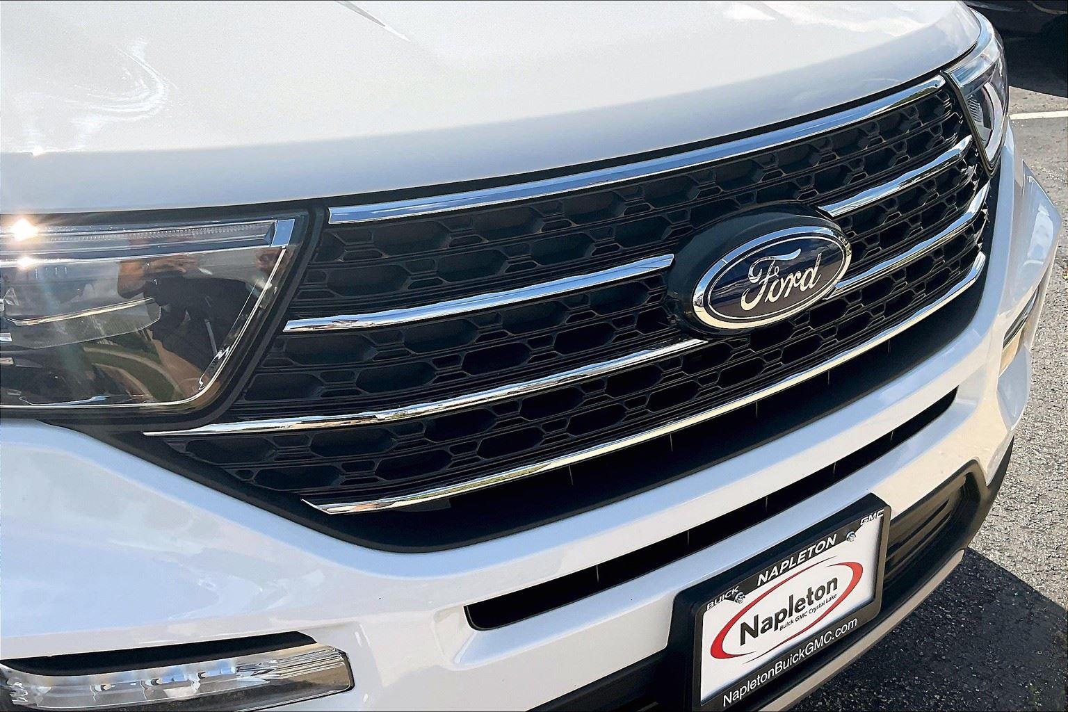 2022 Ford Explorer XLT photo 26