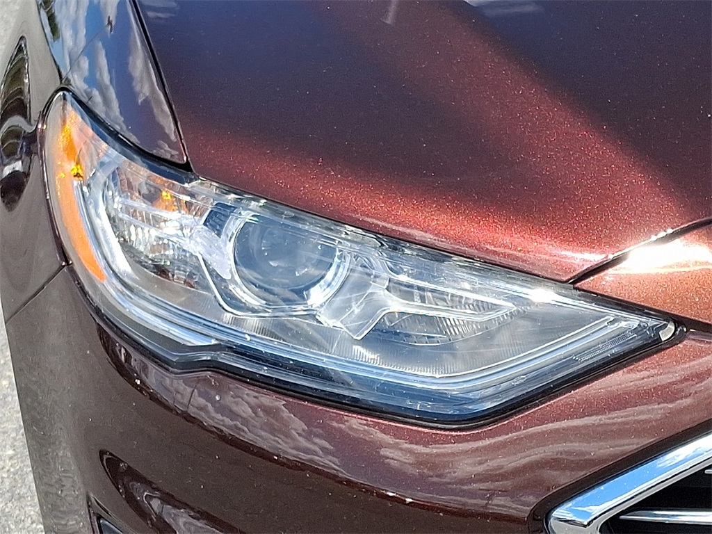2019 Ford Fusion SE photo 9