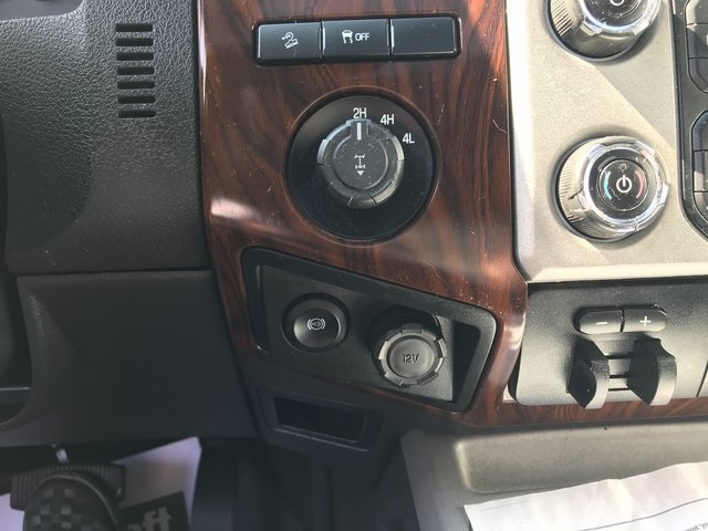 2015 Ford F-350 Lariat photo 10
