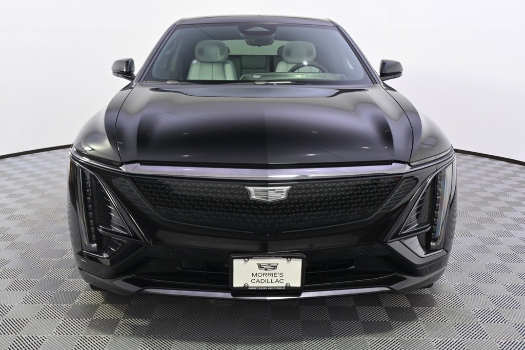 2025 Cadillac Lyriq Sport photo 10