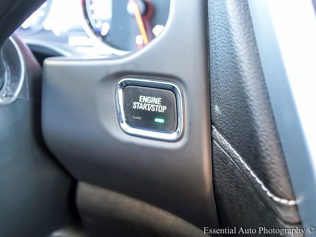 2023 GMC ACADIA - Image 17