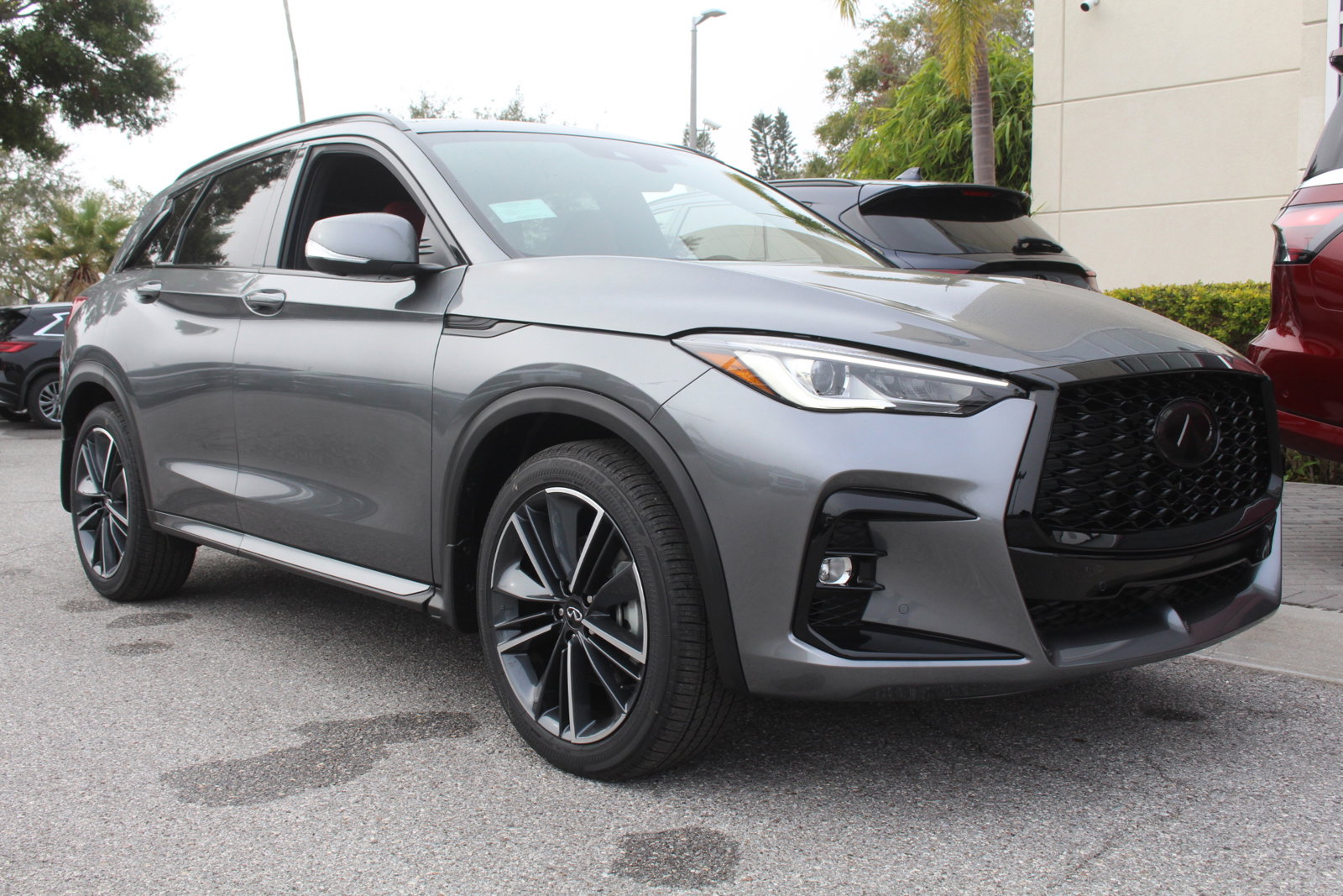 2025 Infiniti QX50 SPORT photo 7