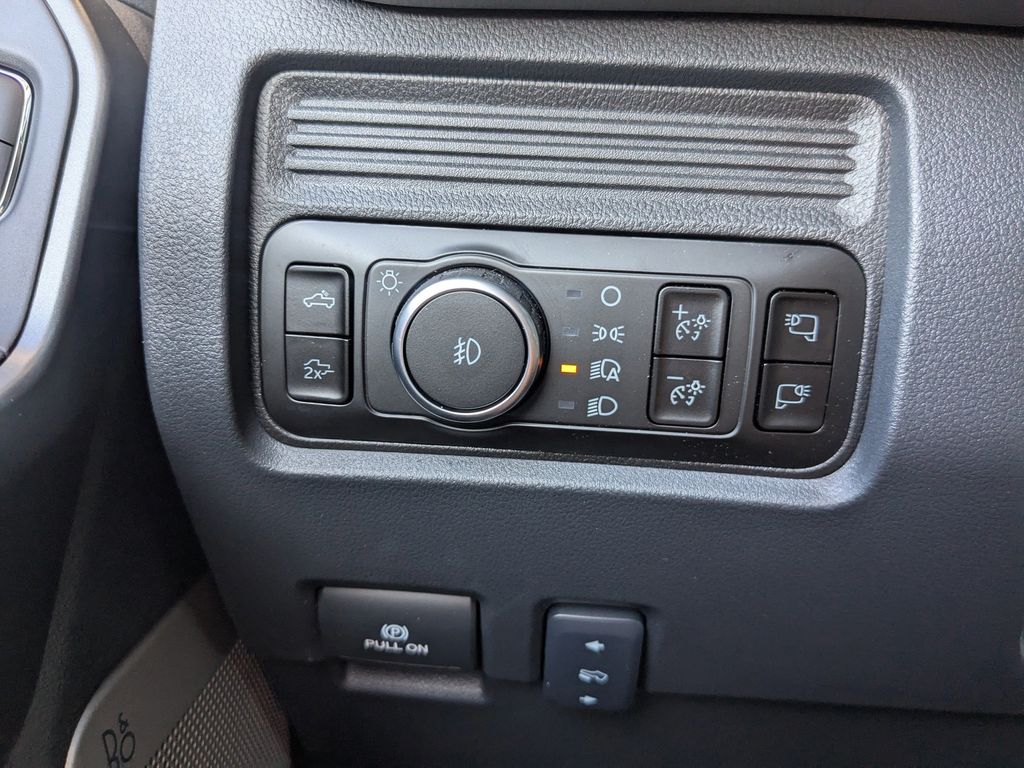 2025 Ford F-250 Lariat photo 26