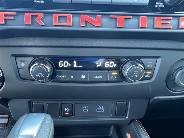 2025 Nissan Frontier PRO-4X photo 16