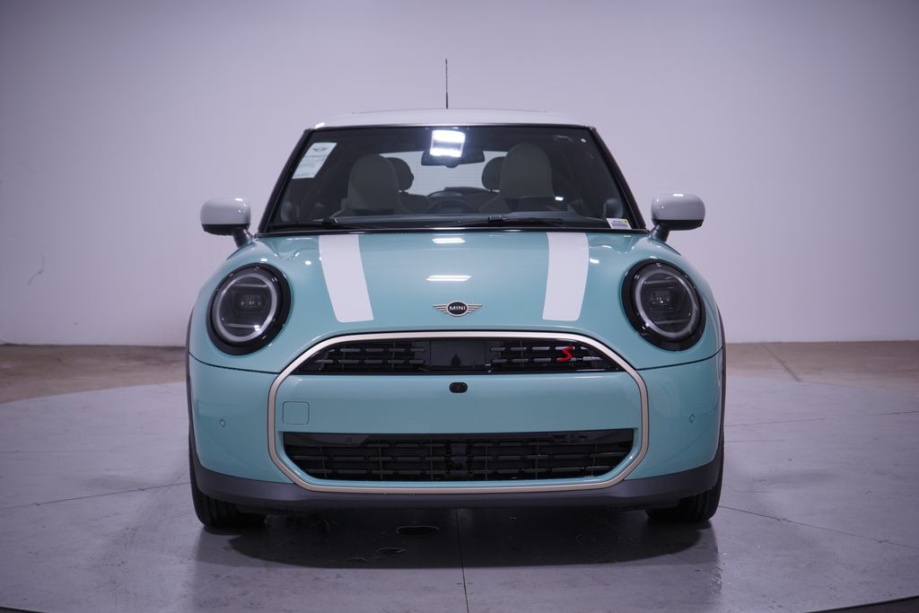 2026 Mini Cooper 2 Door Hardtop Iconic photo 4