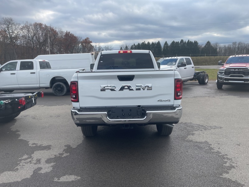 2026 Ram 3500 Tradesman photo 4