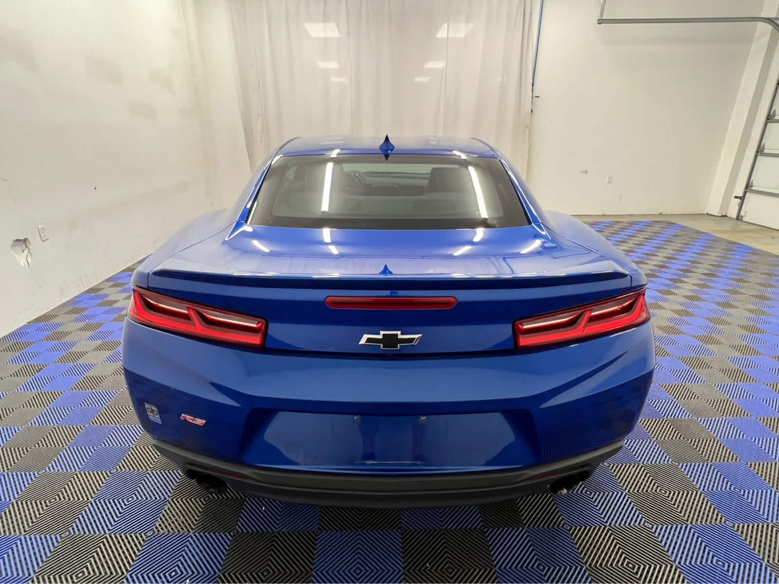 2016 Chevrolet Camaro 2LT photo 12