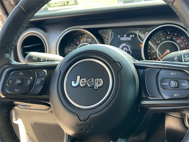2022 Jeep Gladiator Willys photo 29