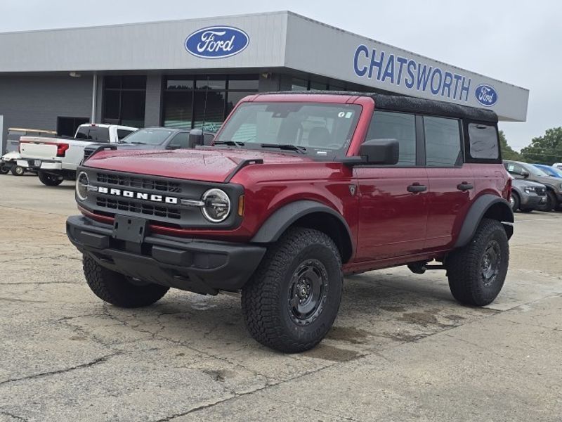 2025 Ford Bronco Base photo 6