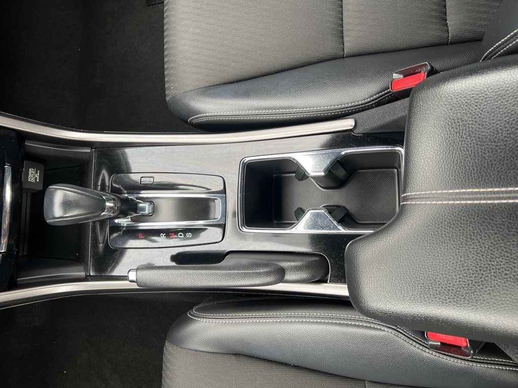 2017 Honda Accord Sport photo 18