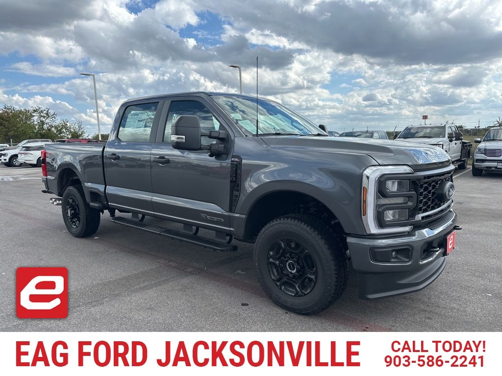 2026 Ford F-250 Super Duty XL's photo