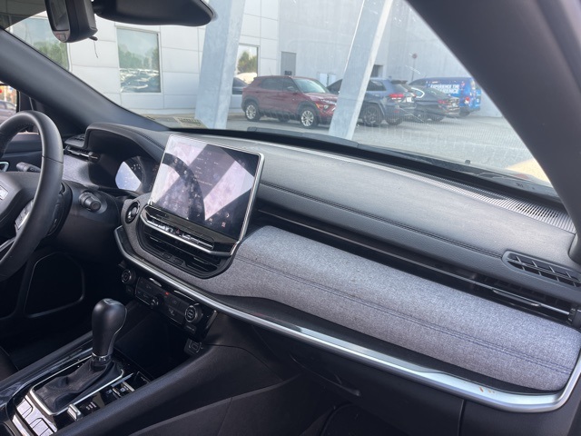 2024 Jeep Compass Latitude photo 15