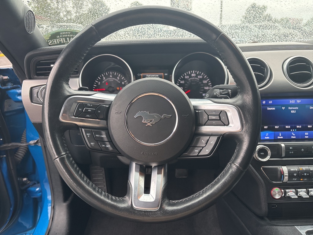 2020 Ford Mustang EcoBoost photo 12