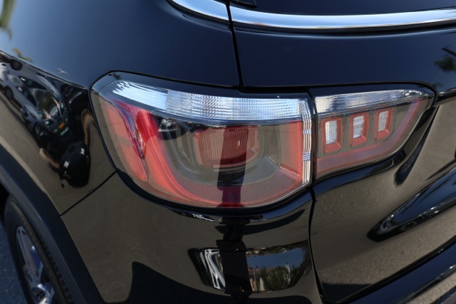 2018 Jeep Compass Latitude photo 4