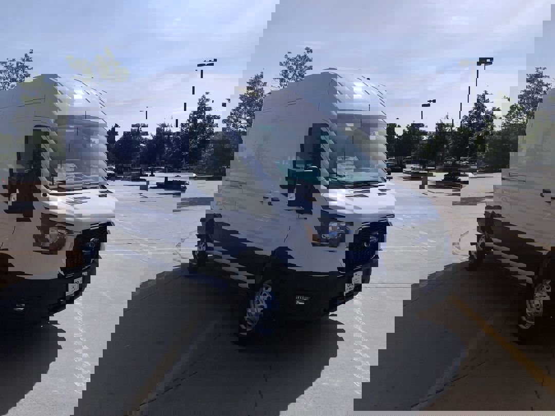 2025 Ford Transit Cargo Van photo 2