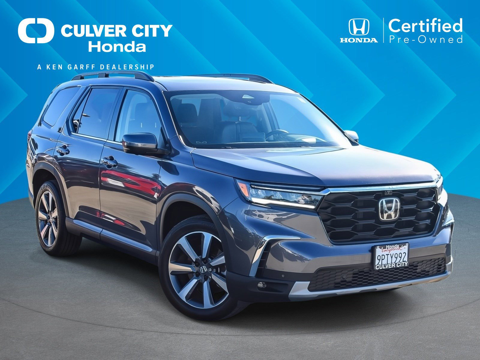 2023 Honda Pilot Elite's photo
