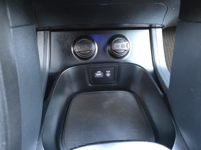 2017 Hyundai Santa Fe SE photo 17