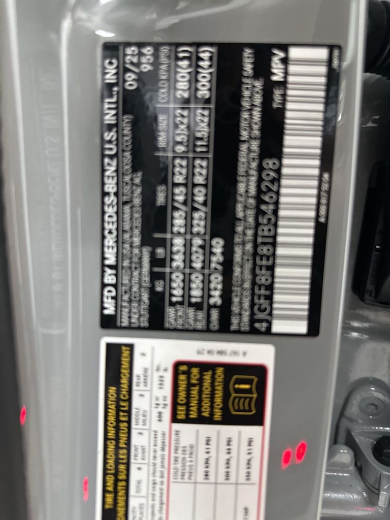 2026 Mercedes Benz GLS 580 4MATIC photo 31