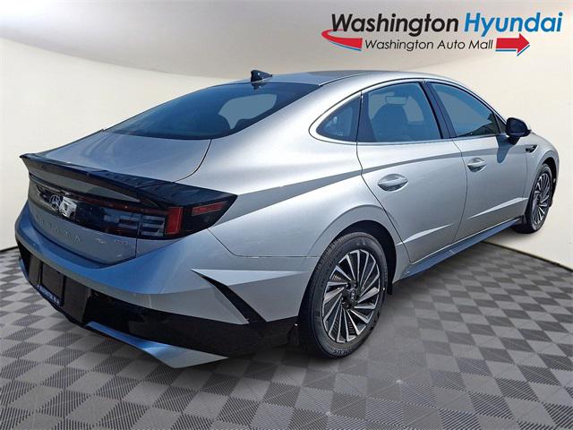 2025 Hyundai Sonata Hybrid SEL photo 6
