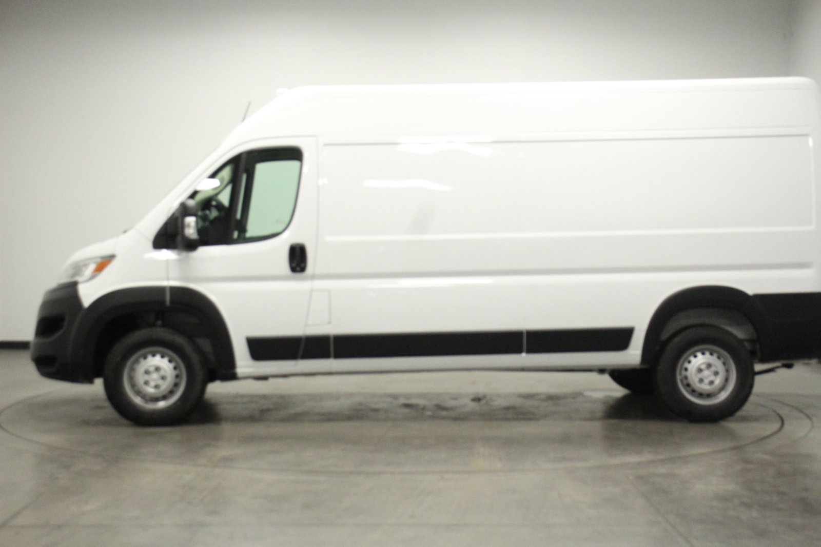 2025 Ram ProMaster 2500 photo 4