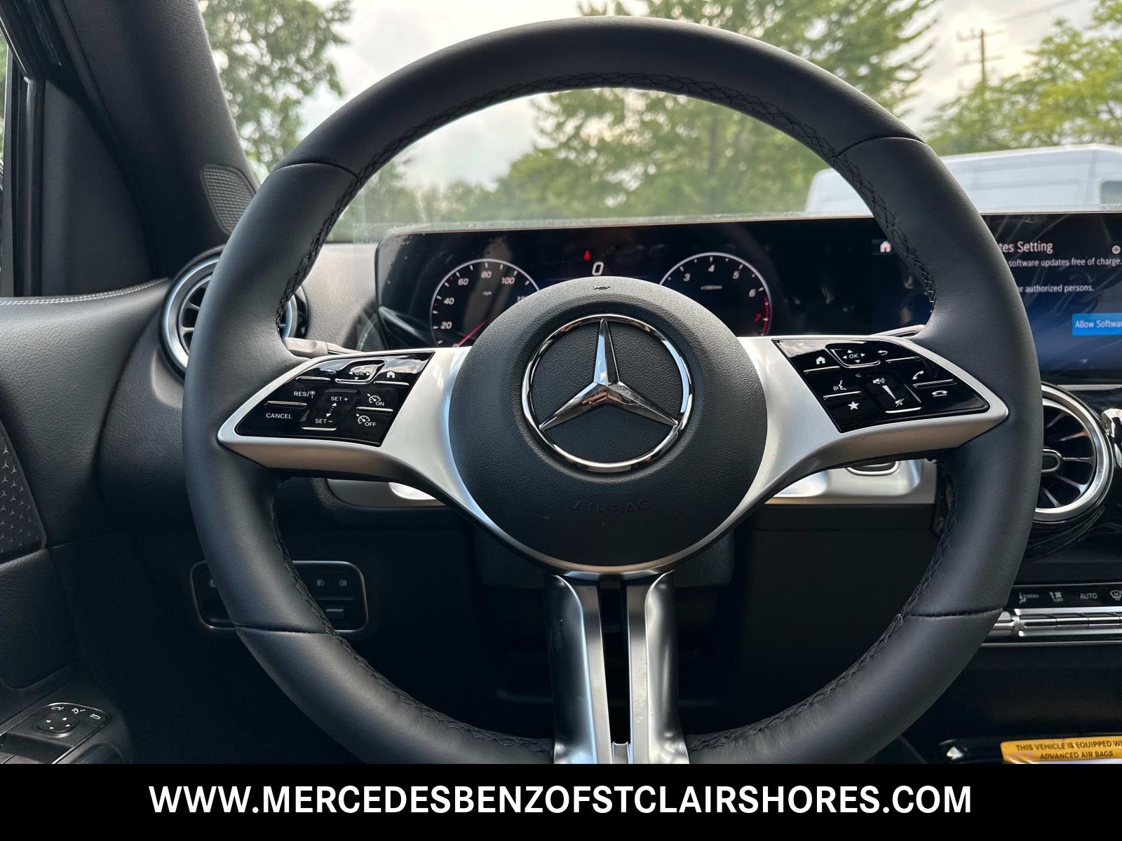 2025 Mercedes Benz GLB 250 4MATIC photo 19
