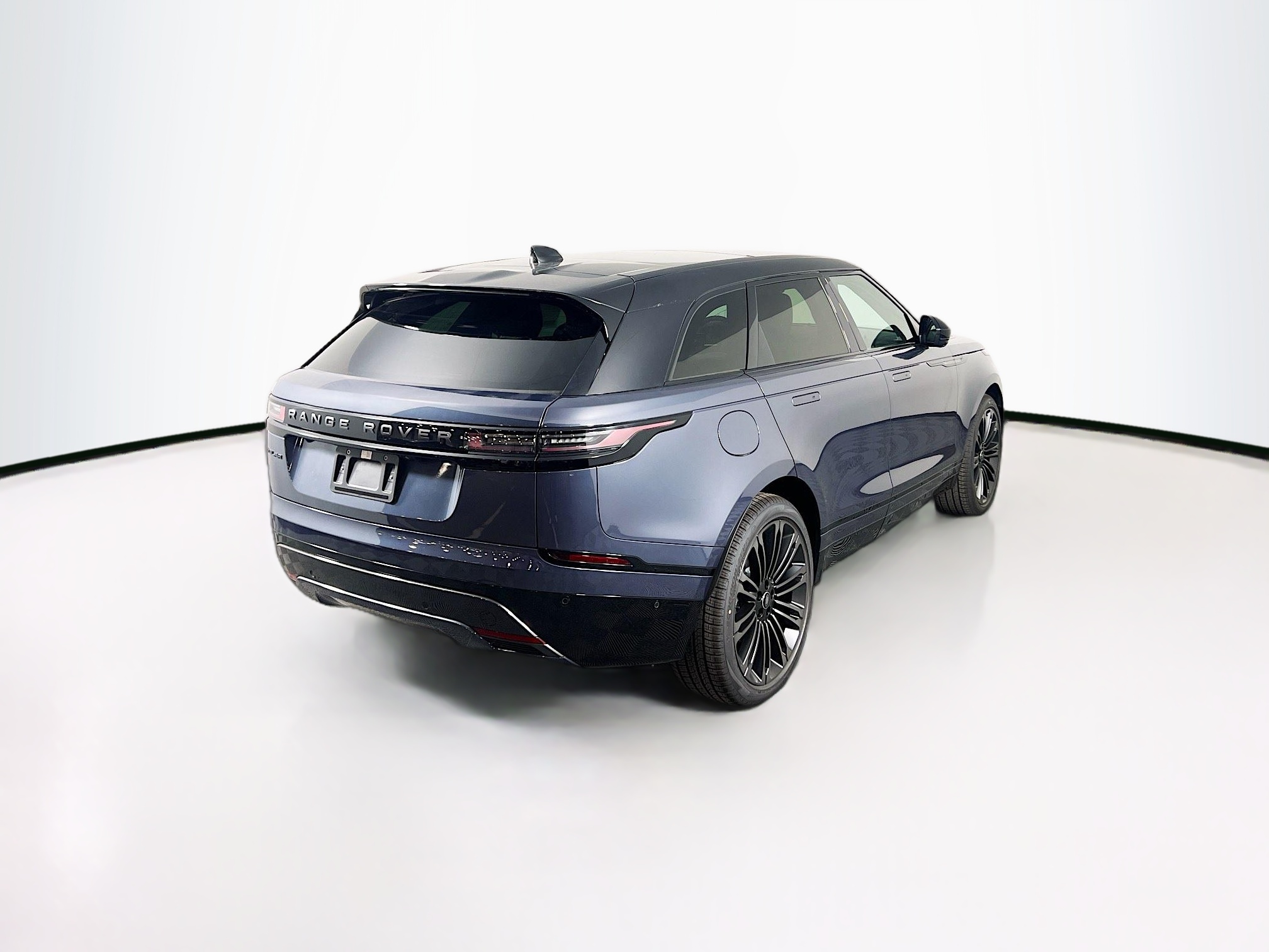 2026 Land Rover Range Rover Velar SE photo 7