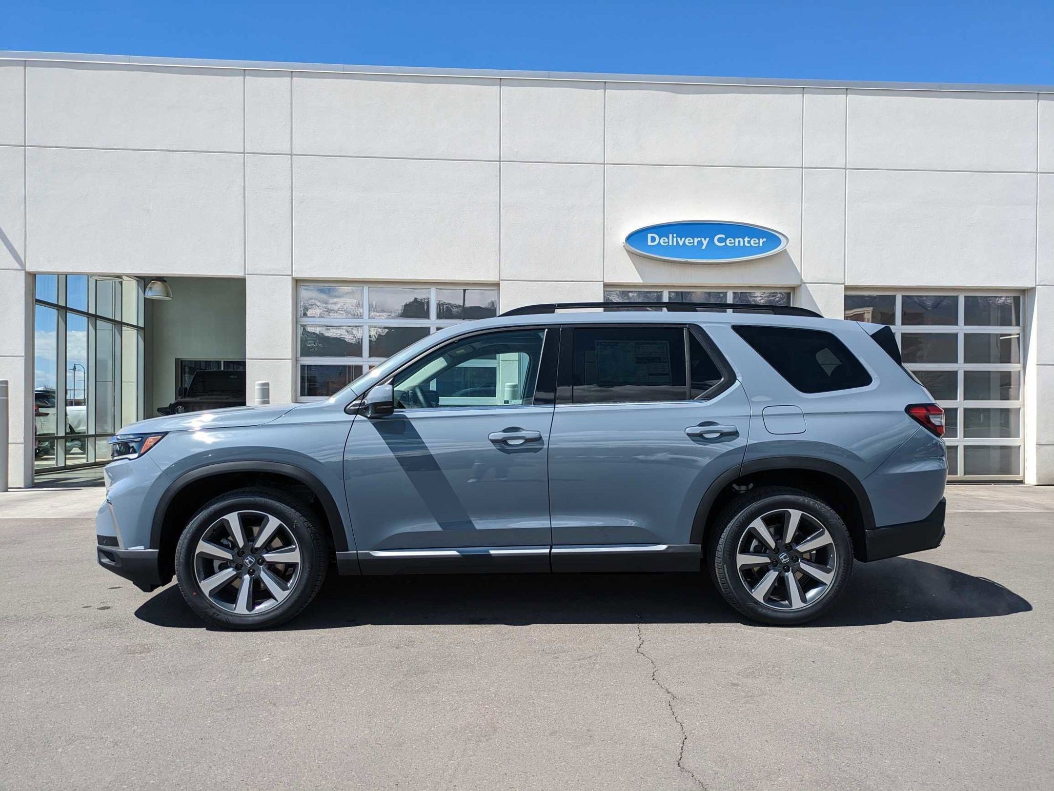 2025 Honda Pilot Touring photo 5