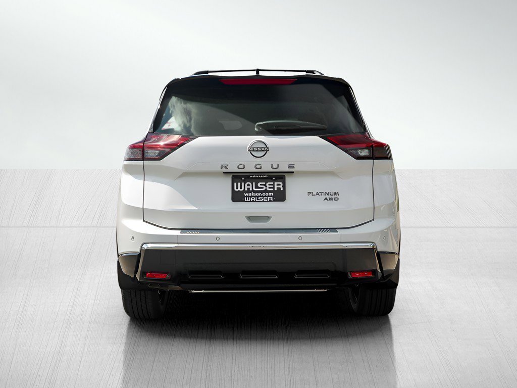 2025 Nissan Rogue Platinum photo 4