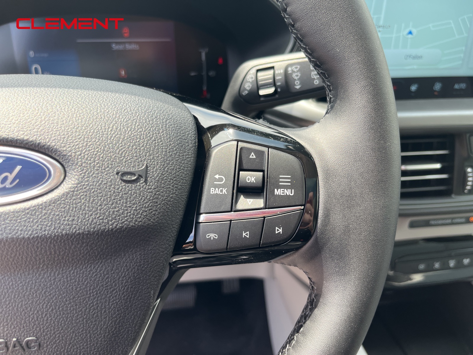 2025 Ford Escape Plug-In Hybrid photo 6