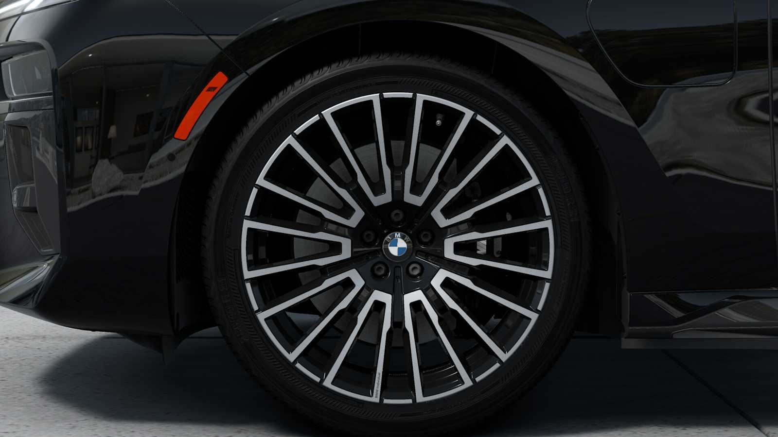 2026 Bmw 750e photo 7
