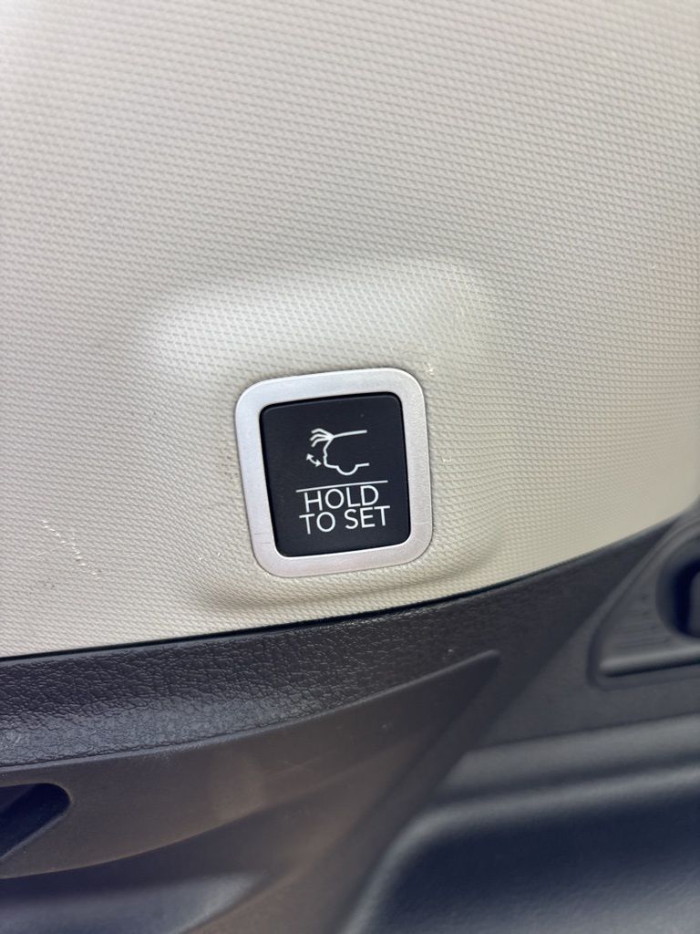 2024 Jeep Cherokee Limited 4xe photo 31