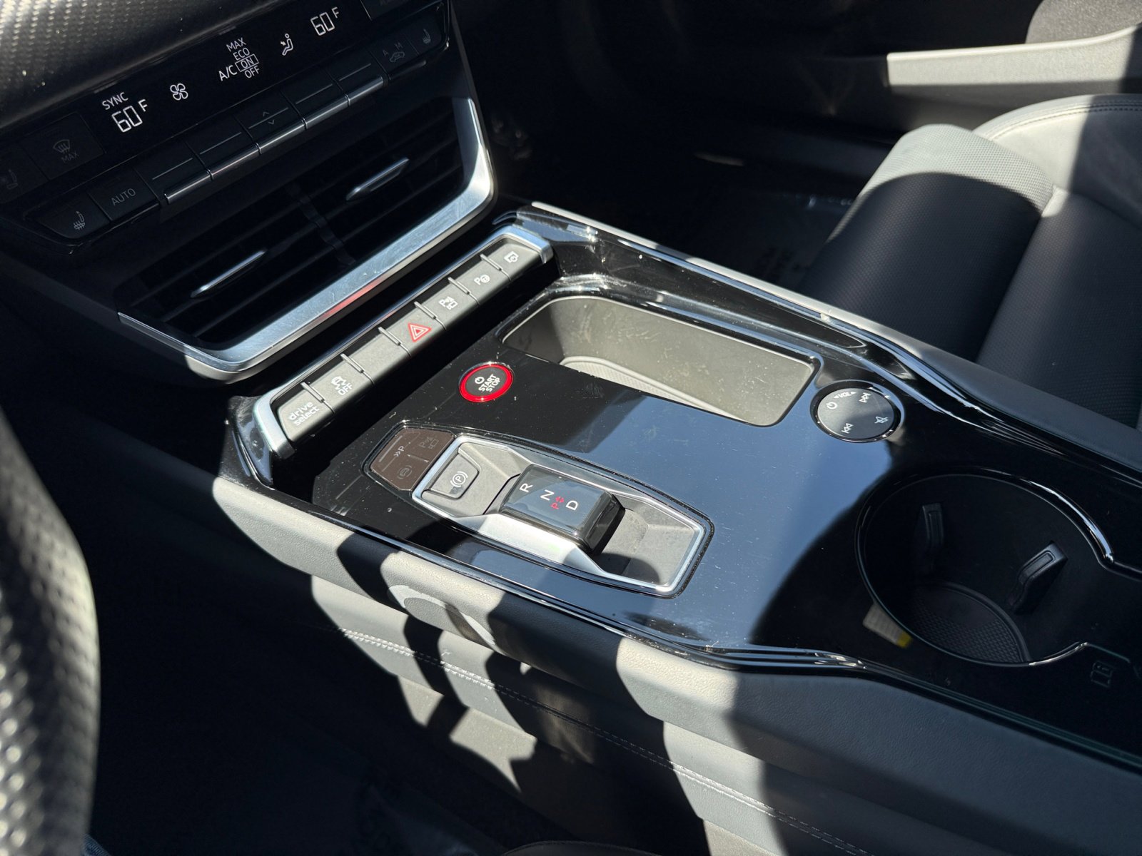 2024 Audi RS e-tron GT Base photo 13