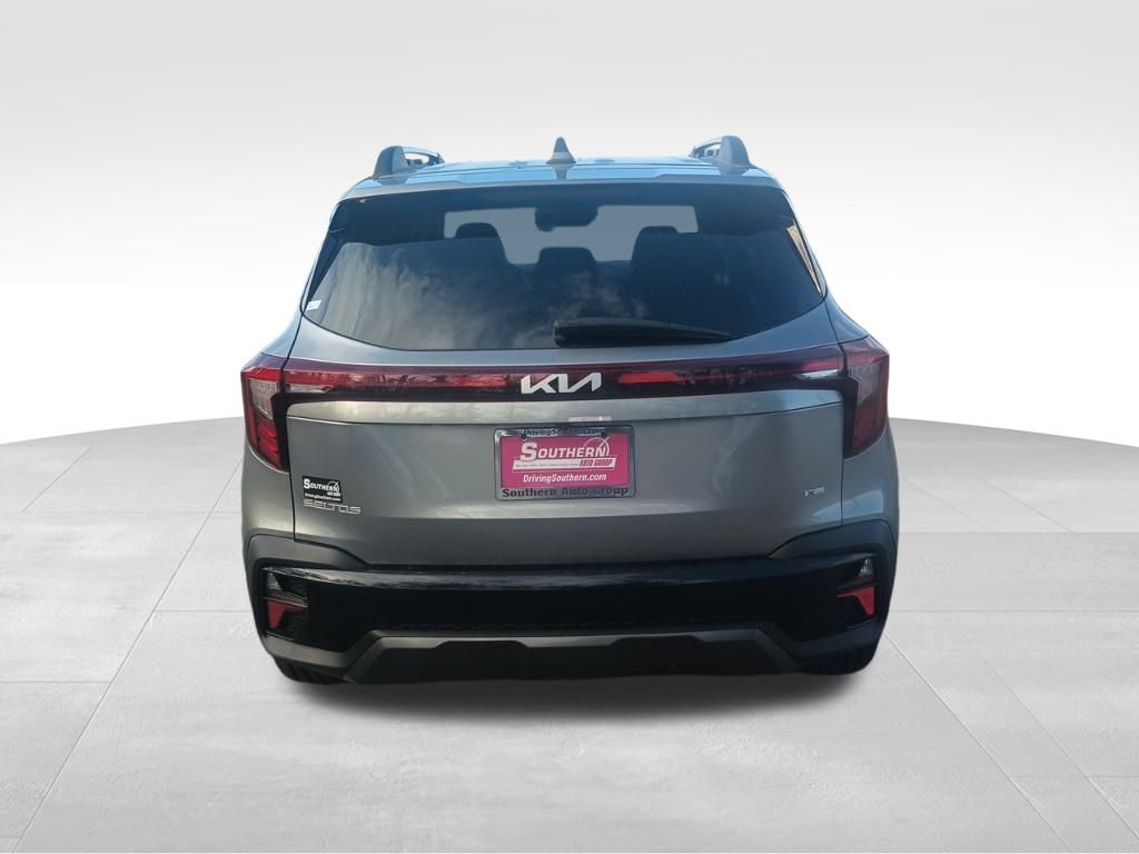2024 Kia Seltos X-Line photo 4
