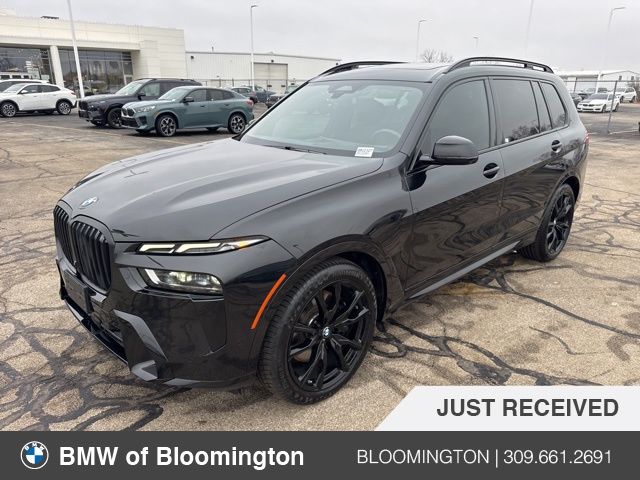 2024 BMW X7 40i's photo