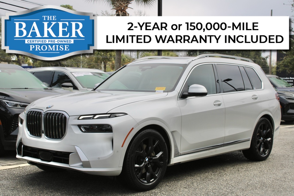 2023 BMW X7 40i's photo