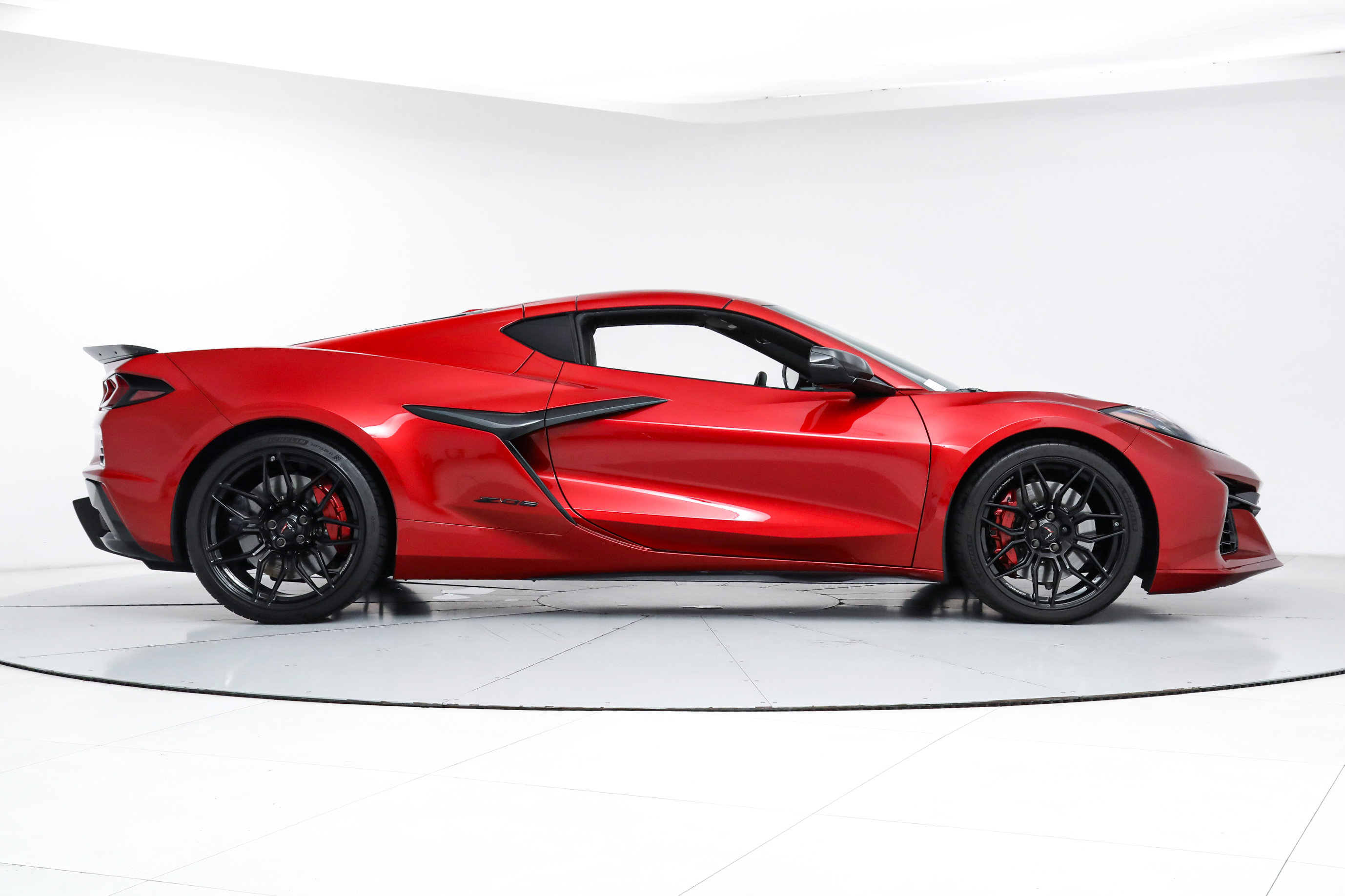 2025 Chevrolet Corvette Z06 2LZ photo 8