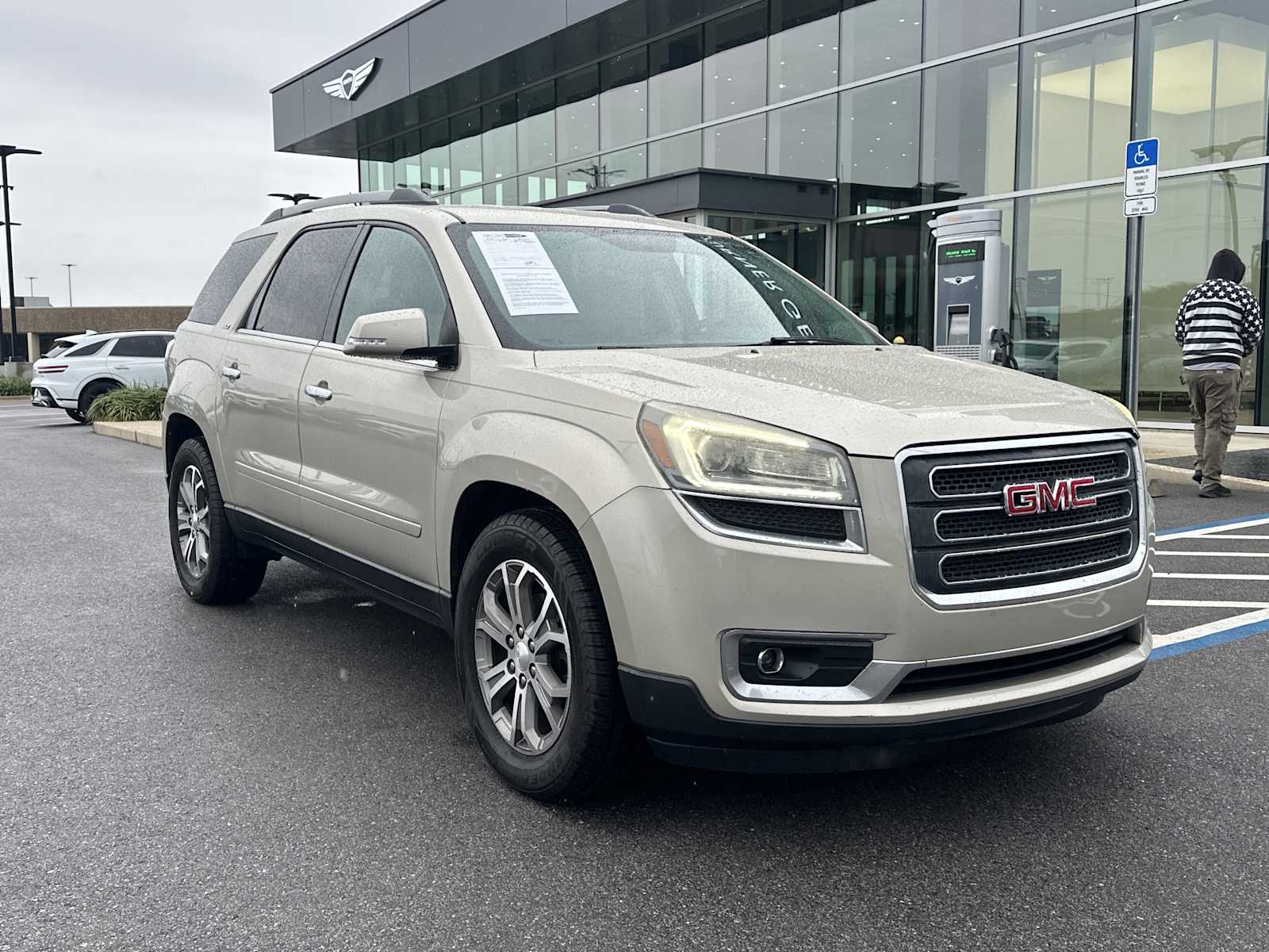2014 GMC Acadia SLT1's photo