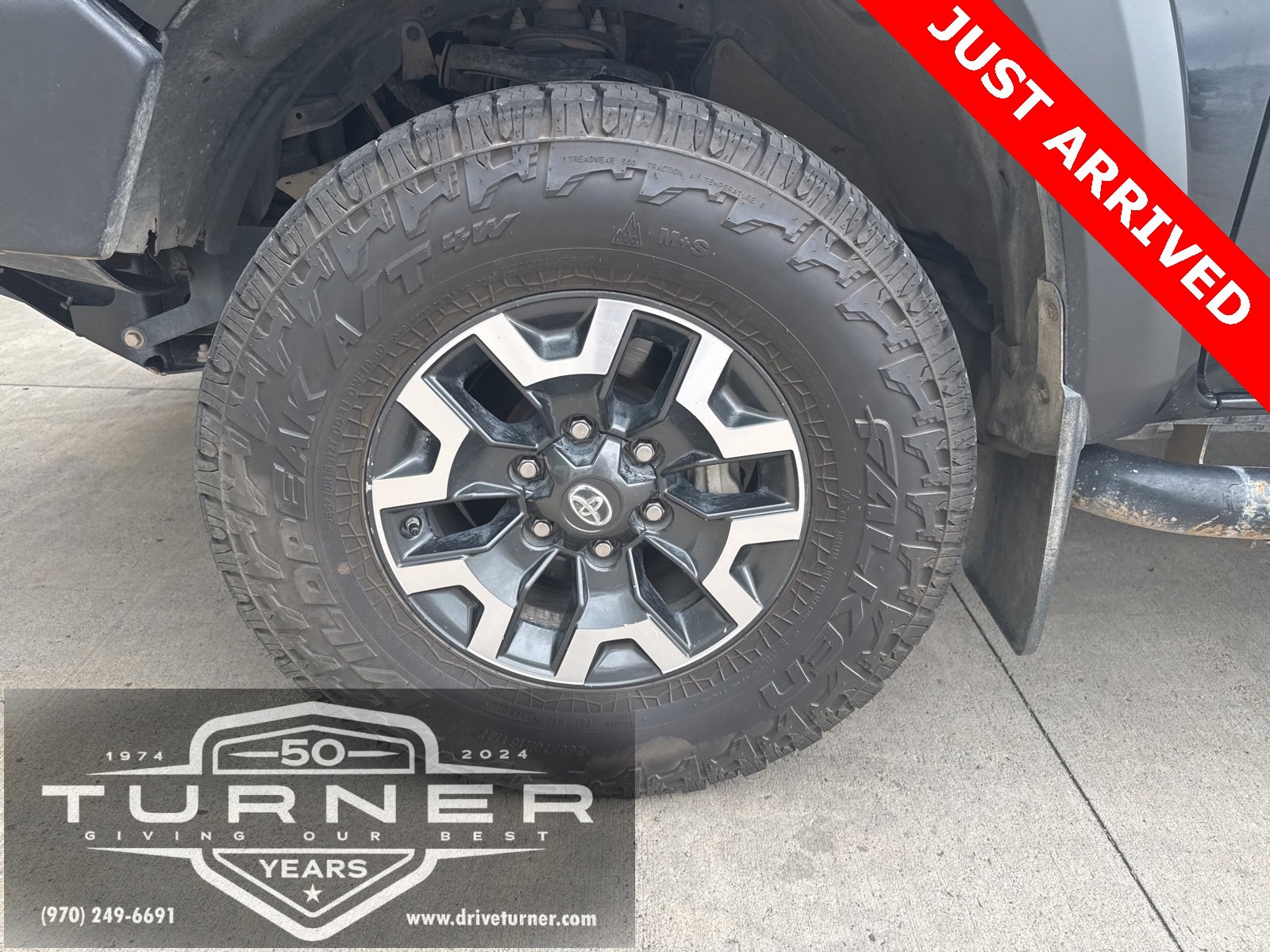 2019 Toyota Tacoma SR photo 4
