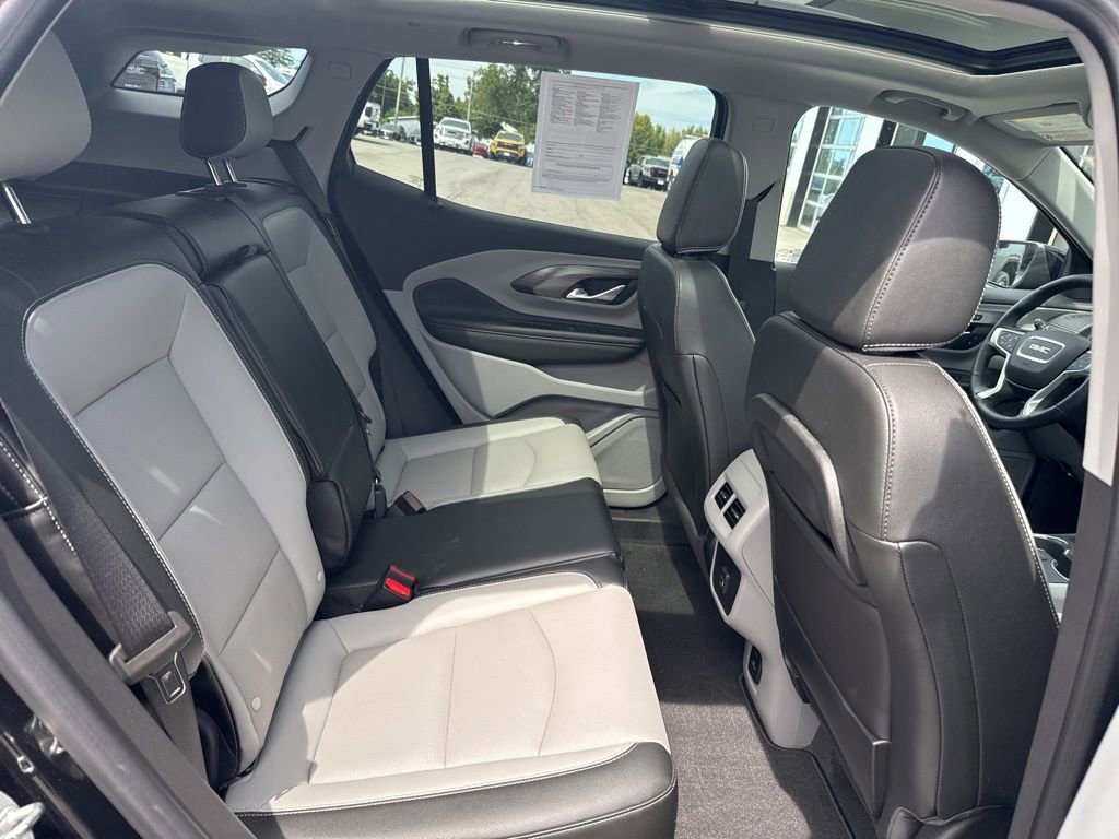 2024 Gmc Terrain SLT photo 11