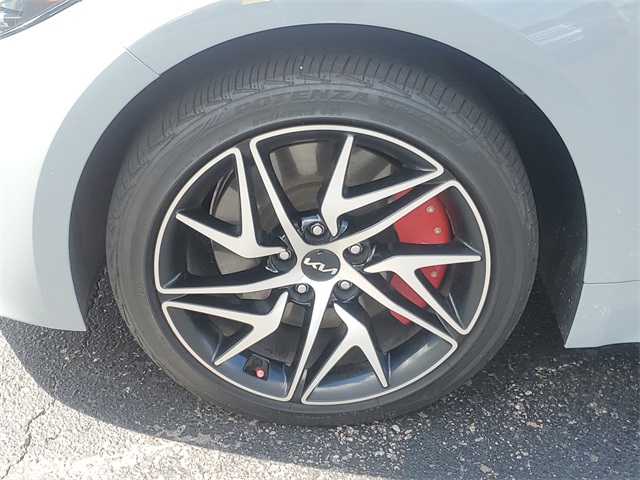 2022 Kia Stinger GT-Line photo 6