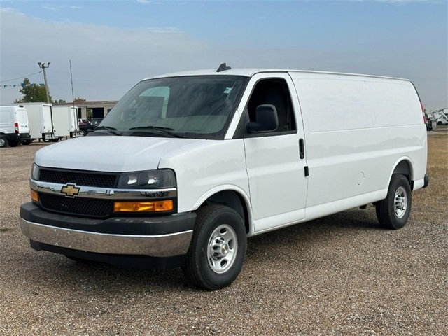 2025 Chevrolet Express Cargo Work Van's photo