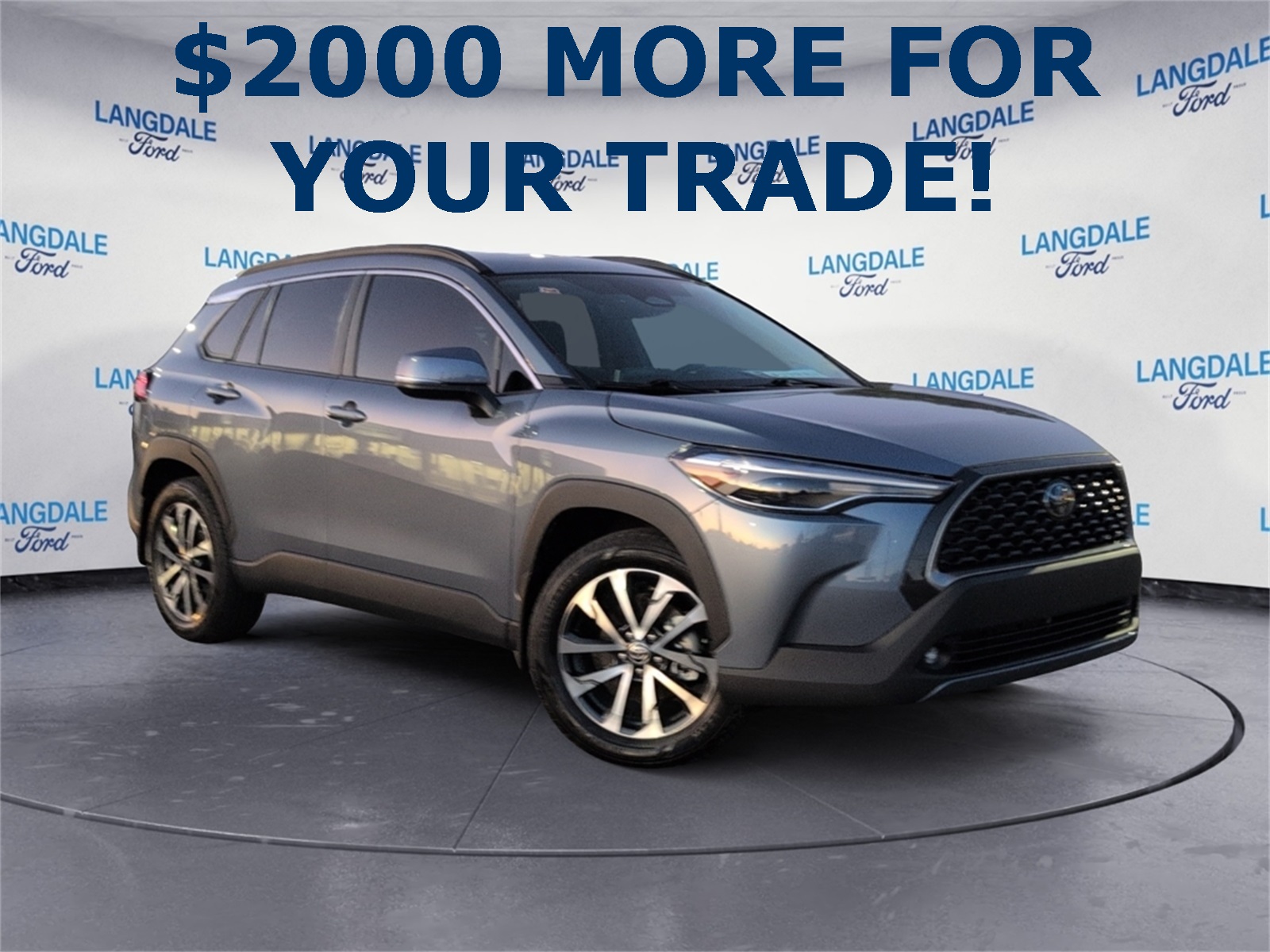 2023 Toyota Corolla Cross XLE's photo