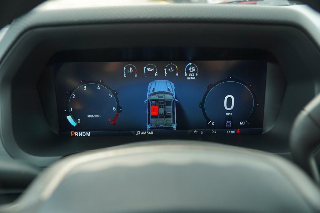 2025 Ford F-150 STX photo 13