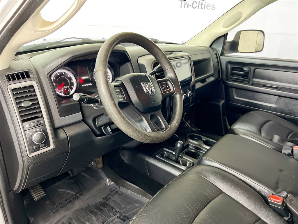 2014 Ram 2500 Tradesman photo 2