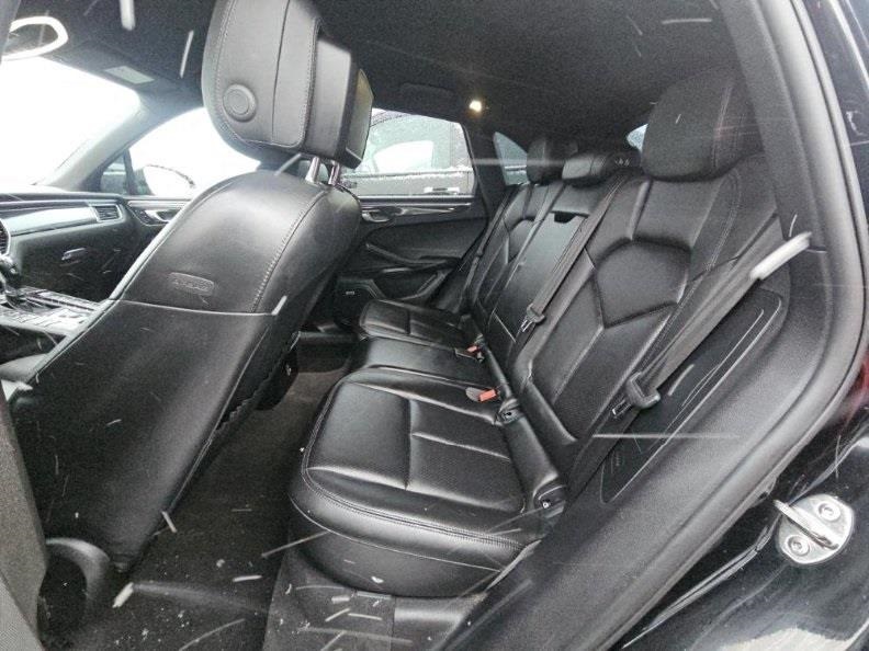 2018 PORSCHE MACAN - Image 5