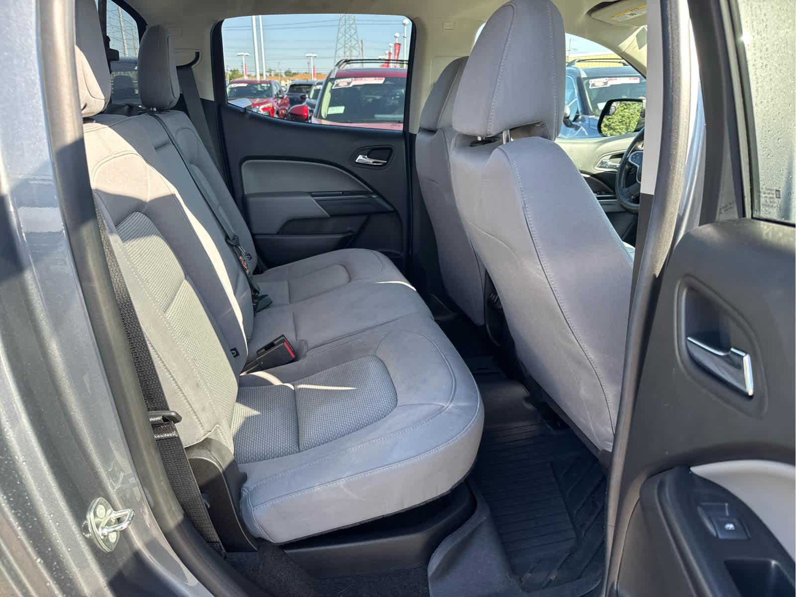 2018 Chevrolet Colorado LT photo 10